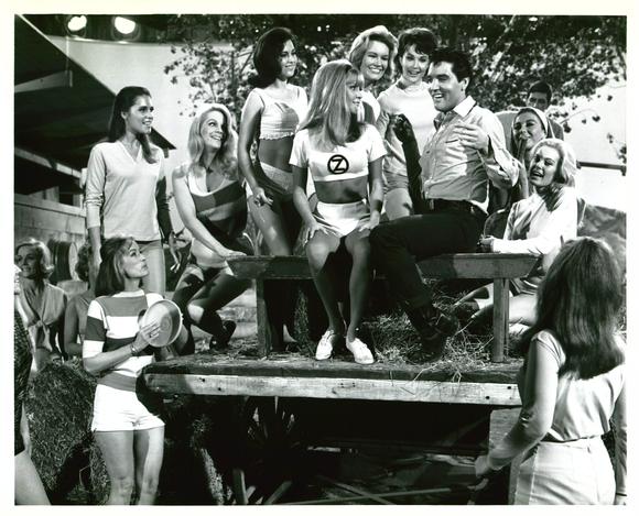 Elvis, Dude: Tickle Me (1965) -...